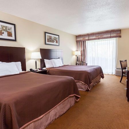 Toronto East Inn Eksteriør bilde